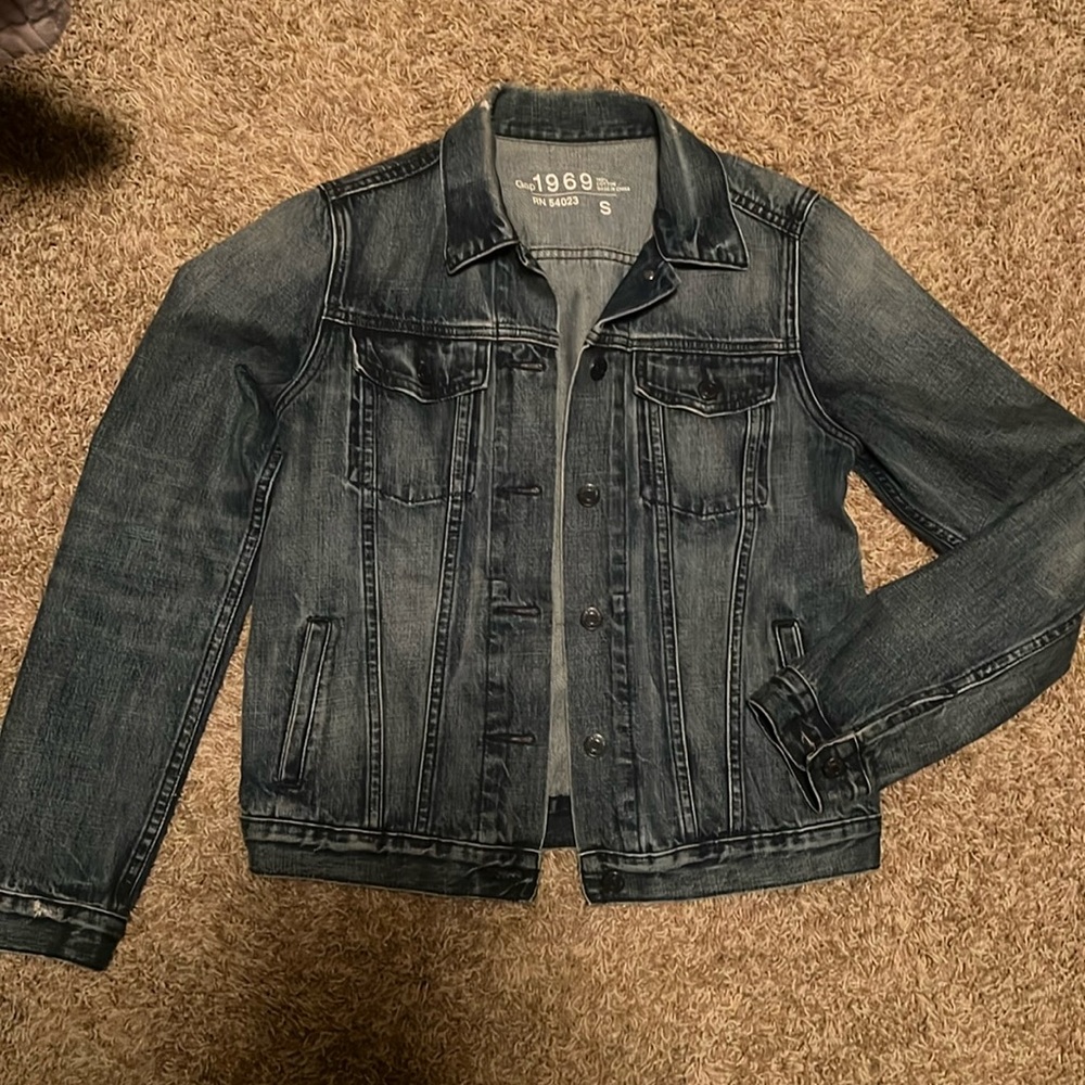 Gap dark denim jean jacket